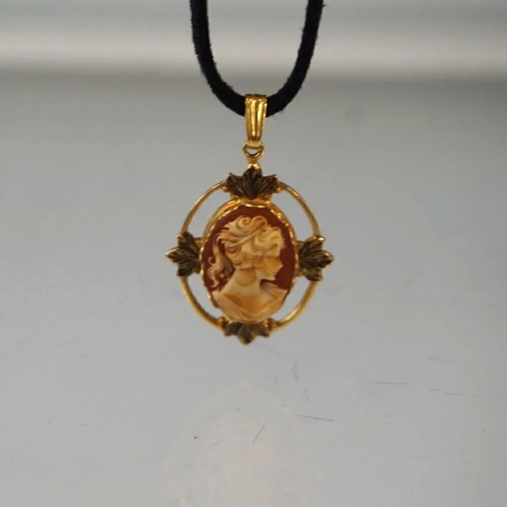 Vintage Carved Cameo Pendant Faux Leather Cord Necklace